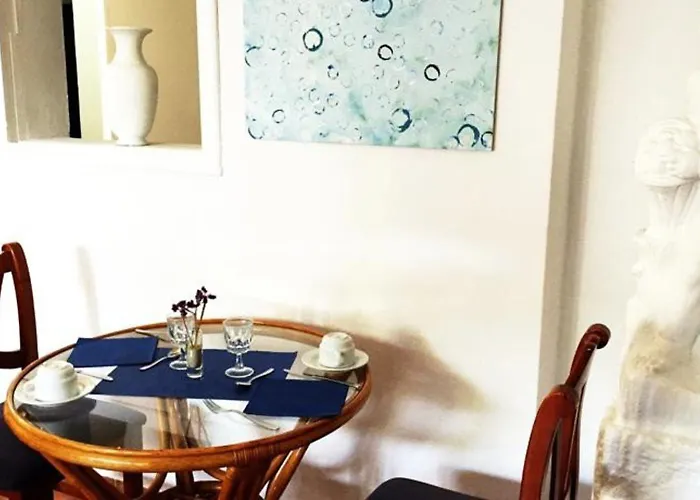 Zhimbad B&B By The Sea Bed & Breakfast *