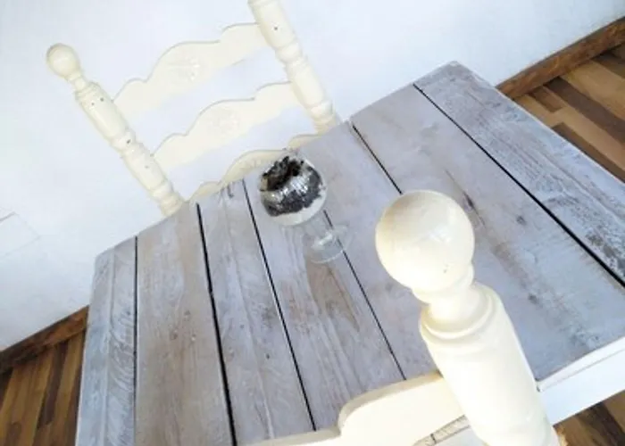 Zhimbad B&B By The Sea Bed & Breakfast *