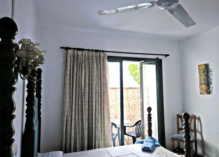 Zhimbad B&B By The Sea Bed & Breakfast